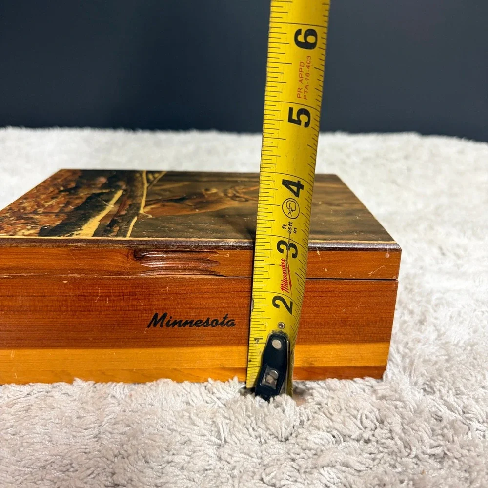 Vintage Minnesota Cedar Wood Trinket Box Deer Buck Wildlife Souvenir Rustic